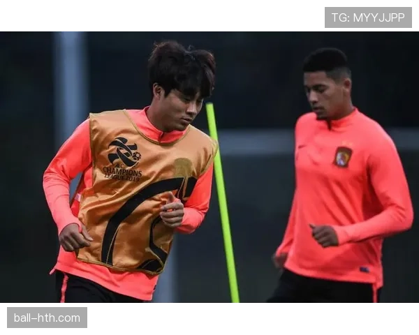 拉科鲁尼亚新赛季阵容深度解析：核心球员表现成关键看点